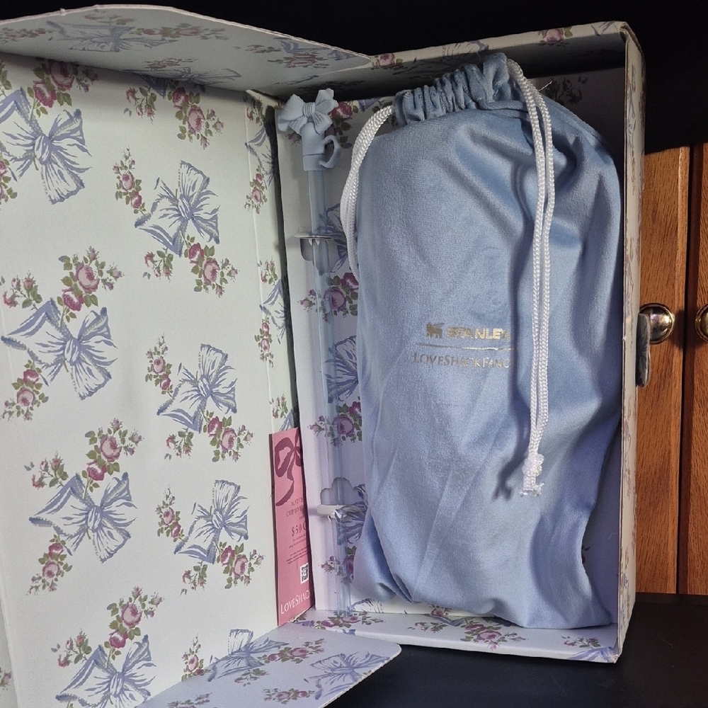 Stanley LoveShackFancy 40oz Tumbler with Blue and Purple Floral Accents - Picture 2 of 7